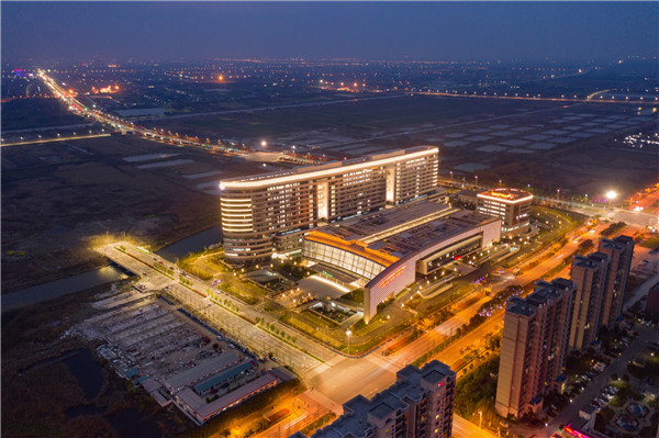 1608773331441645mMVc.jpg 3 夜景鳥瞰.jpg